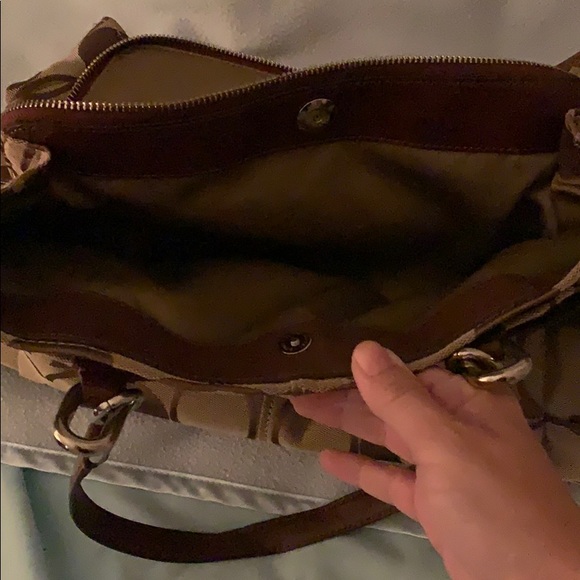 Handbag - Picture 2 of 4